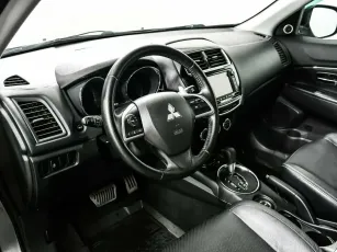 Mitsubishi  9