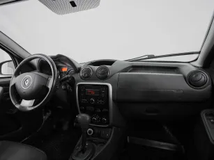Renault  9