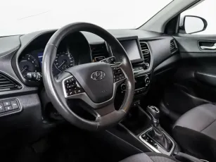 Hyundai  7