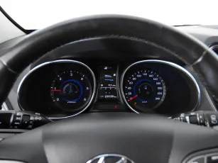 Hyundai  10