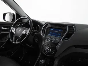 Hyundai  7