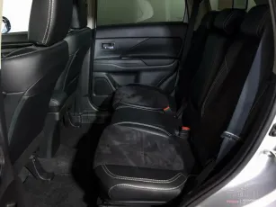 Mitsubishi  12