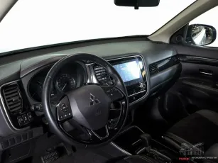 Mitsubishi  8