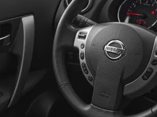Nissan  11