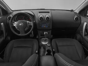 Nissan  8
