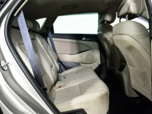 Hyundai  10