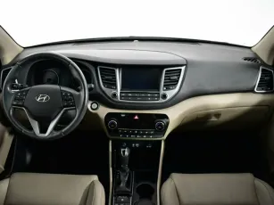 Hyundai  6