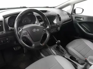 Kia  7