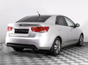 Kia  3