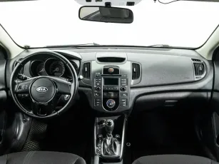Kia  6