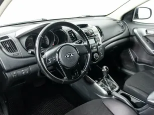 Kia  7