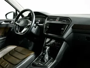 Volkswagen  9