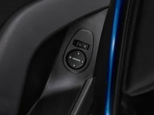 Hyundai  13