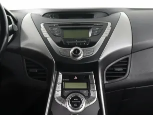 Hyundai  10