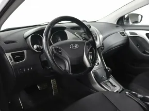 Hyundai  9