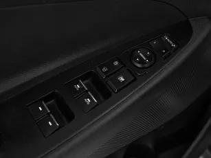 Hyundai  12