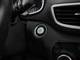 Hyundai  16