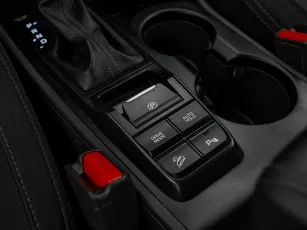 Hyundai  17