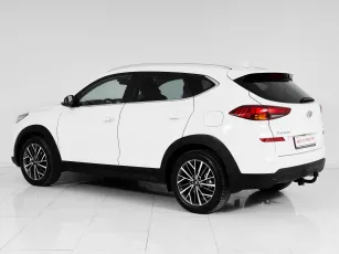 Hyundai  4
