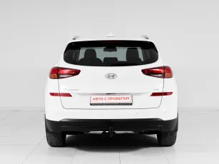 Hyundai  5