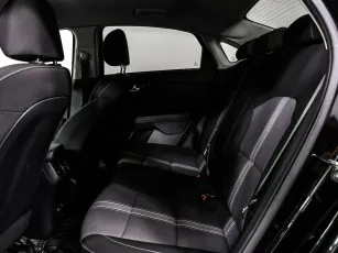 Kia  12