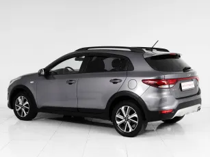 Kia  6