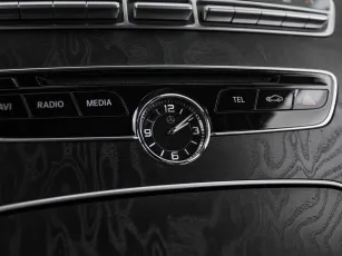 Mercedes-Benz  22