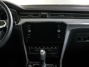 Volkswagen  13