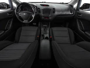 Kia  8