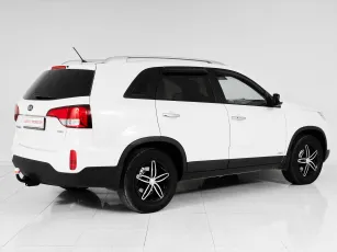 Kia  6