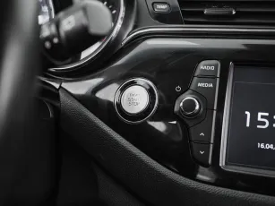 Kia  17