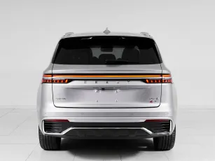 Geely  5
