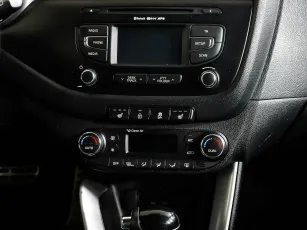 Kia  12