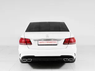 Mercedes-Benz  5