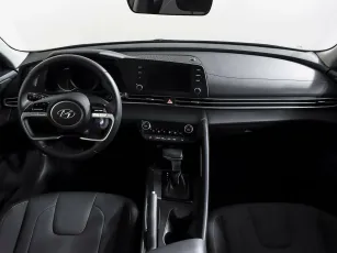 Hyundai  11