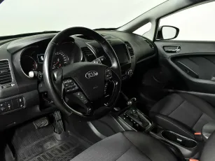 Kia  11