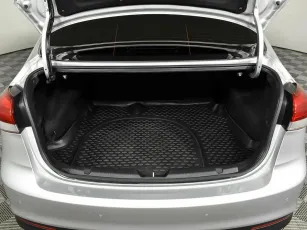 Kia  17