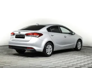 Kia  5