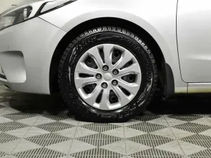 Kia  7