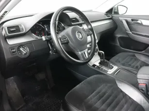 Volkswagen  6