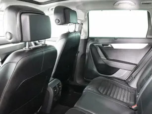 Volkswagen  9