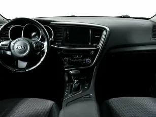 Kia  8