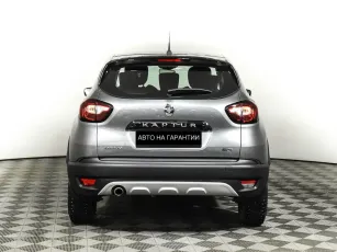 Renault  6