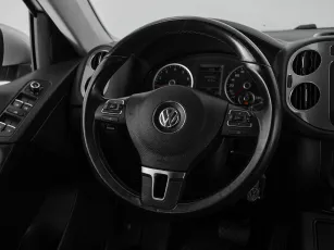 Volkswagen  10