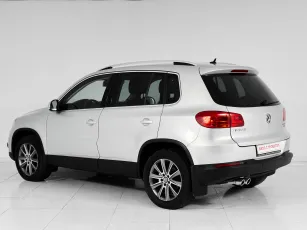 Volkswagen  4