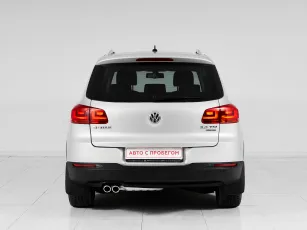 Volkswagen  5
