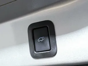 Toyota  23