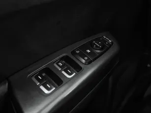 Kia  11