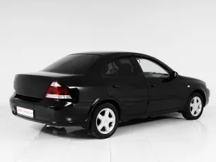 Nissan  6