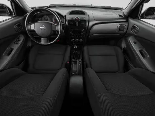 Nissan  8